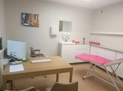 DERMATOLOG Andżelika Schwann-Majewska